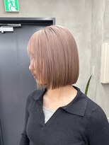 ミルクティーベージュダブルカラーケアブリーチハイトーンボブ