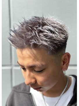 吉 シルバーヴァイオレット