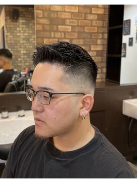 バーバーショップ ネオ セカンド(BARBERSHOP NEO2nd) フェザーアップ