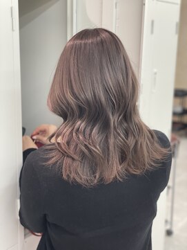 クインセス(Quincess) Milktea Greige【ミルクティーグレージュ】