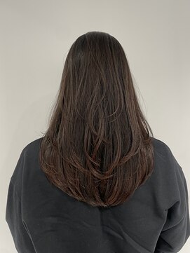 ムード(MOOD,) ダークアッシュ/ミディアムレイヤーカット/大人ガーリー/銀座