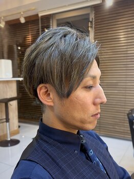 スタイリー(STYLEE)の写真/メンズのお客様も大歓迎！楽にキマる清潔感あるスタイルで、毎日のスタイリングが簡単に★