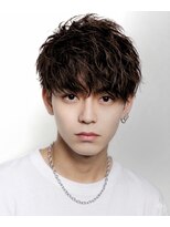ミヤビ(MIYAVI)&nbsp;無造作マッシュツイストスパイラルパーマツーブロック