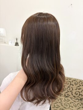 シュープ プラス 尾張一宮駅前ビル アスティ一宮店(SHOOP plus) ダブルカラーでベージュ系カラー