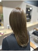暗めのオリーブベージュでOLさんなどにも♪