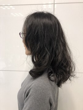 サロンドユー ベルポート本店(SALON DE U) 無造作カール