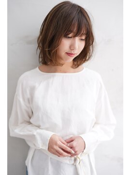 リリア(LILIA.) エアリーボブ