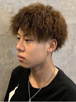 リグ バーバーショップ(LIG BARBER SHOP)の写真/【カット+モコモコ炭酸スパ¥4200】メンズ限定クーポン多数！通いやすい価格で頭皮や肌のケアまでできる★