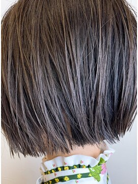 ノクターン 池袋(NOCTURNE) ショート外ハネボブ