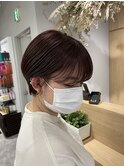 ショートヘア×チェリーレッド