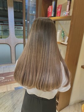 リー ヴィータ 上新庄(Lee Vita) ナチュラルグラデーション×透明感×透け感カラー