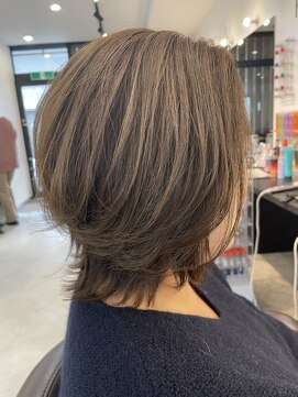 エファッセ(efface) クールショート×ベージュブラウン×ナチュラル×ウルフカット