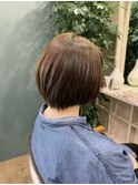 ショートボブ