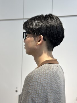 ロンドアンメゾン 原宿(Lond un Maison.) 【吉田智哉】メンズパーマ、メンズセンターパート、7:3パート