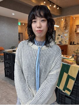 ジュール(JOULE'S) 黒髪ウルフパーマ/ロングパーマ/レイヤーパーマ