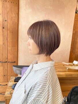 ベベ バイ モップス(be'be' by MOPS) 白髪ぼかし、ほんのりピンクベージュ