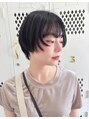 ルル 宇都宮(Loulou)&nbsp;short hair顔周りにレイヤーを入れ周りと差がつきよりオシャレに