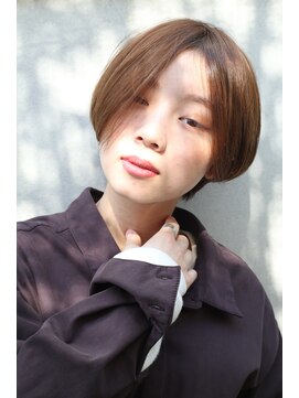 レンジシ オモテサンドウ(RENJISHI omotesando) ラフに可愛いセンター分けショート