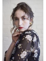 ラレイ(Lalei)&nbsp;表参道駅/青山　参列・二次会・パーティアレンジ　辻幸奈