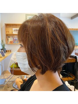 ルアナ バイ ザシーヘアーアンドライフ(LUANA by the SEA hair&life) 大人ショートボブ