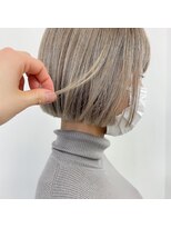 キー(kii)&nbsp;ハイトーンカラー ブリーチカラー　ボブ　福岡　天神　今泉