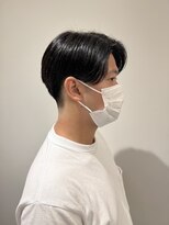 リリアーナ(LILIANA)&nbsp;センターパート　ニュアンスパーマ　メンズ縮毛矯正　バーバー