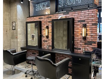 メンズサロン　FADE&LINE　富士店【フェードアンドライン】