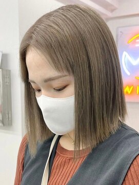 ウィコ 新宿(WICO) サンドベージュ[新宿駅/大人ガーリー/チョコレート/モード]