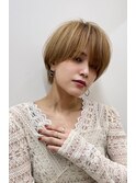 女性らしいショートヘア 黄金比 似合わせ 小顔 丸み