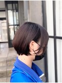 耳掛けショートボブ