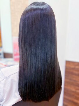 アークスヘアー 20代30代40代髪質改善トリートメント艶感ストレートロング