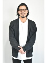 フロー(f. Row) 阿部 凌也