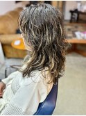 癖毛を活かしてハイライトミックス