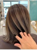 くびれボブ☆ハイライト☆くすみベージュ髪質改善イルミナカラー