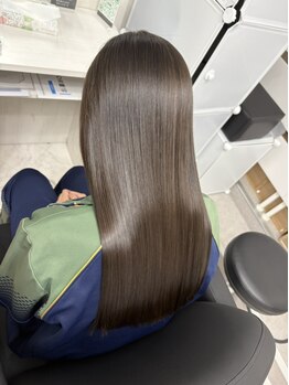 ヘアー バイ フォーク 旭川店(Hair by VORK)の写真/髪の内側からダメージケア★髪質改善トリートメント“FARJUA”で艶と潤いが長く続くうる艶髪に。