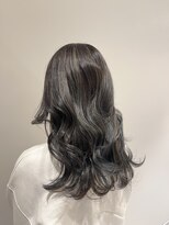 アンノ(anno)&nbsp;暗髪ハイライト