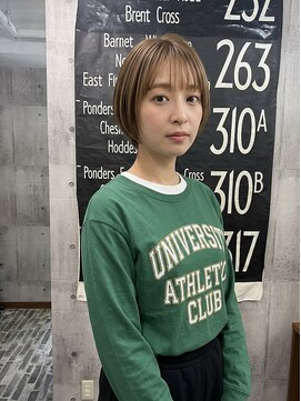 ヘアーサロン 6(hair salon) 丸みショートボブ×ハイトーンベージュ