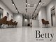 ベティバイシェーン(Betty by schon)の写真