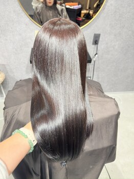 コロンヘアー(Colon hair)の写真/【薩摩川内】白髪のお悩み・頭皮の悩みを解決◇オーガニック泥ベースの優しさと圧倒的なうる艶美髪カラー