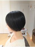 ショートボブ