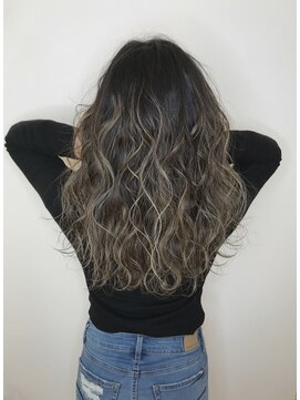 スピンヘアワークス(Spin Hair Works) サーフハイライト