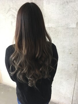 カフネ(KAHUNE) 【COLOR】ダークグレージュ