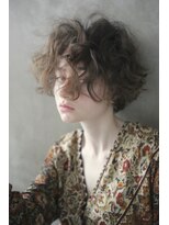 ナヌーク シブヤ(nanuk shibuya)&nbsp;【nanuk ＊ tsuzaki】ラフなソフトウェーブ ショートボブ