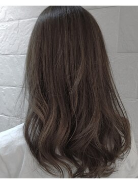 イーチ ヘアーアンドトータルビューティ(each hair&total beauty) ヌーディーアッシュ★担当　相川美緒