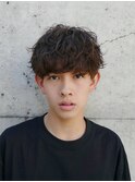 無造作束感マッシュ くせ毛風パーマ ツーブロック  アシメバング