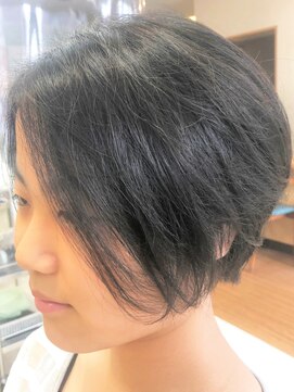 ヘアースポットジャム(Hair spot Jam) カッコイイ系女子グラデーションボブ