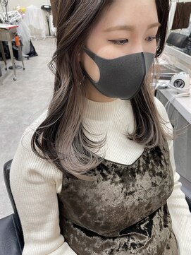 デイジー(Daisy) 天神/大名/インナーカラー/ベージュ