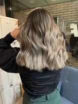 ラフ(LAFF)&nbsp;#黒髪#ボブルフ#ネビージュ#小顔#ワンレン