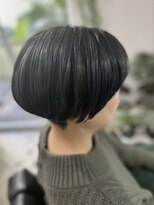 ツムグ 代官山店(TUMUGU)&nbsp;大人可愛い透明感ショート白髪ぼかしマッシュボブアースカラー