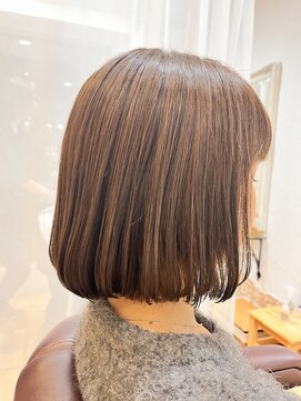 ウィロー(WILLOW) 【 WILLOW 京橋 】切りっぱなし内巻きボブ！